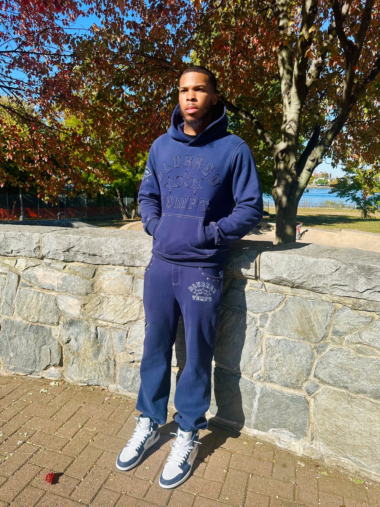 NAVY BLUE CHROMESTAR SWEATSUIT