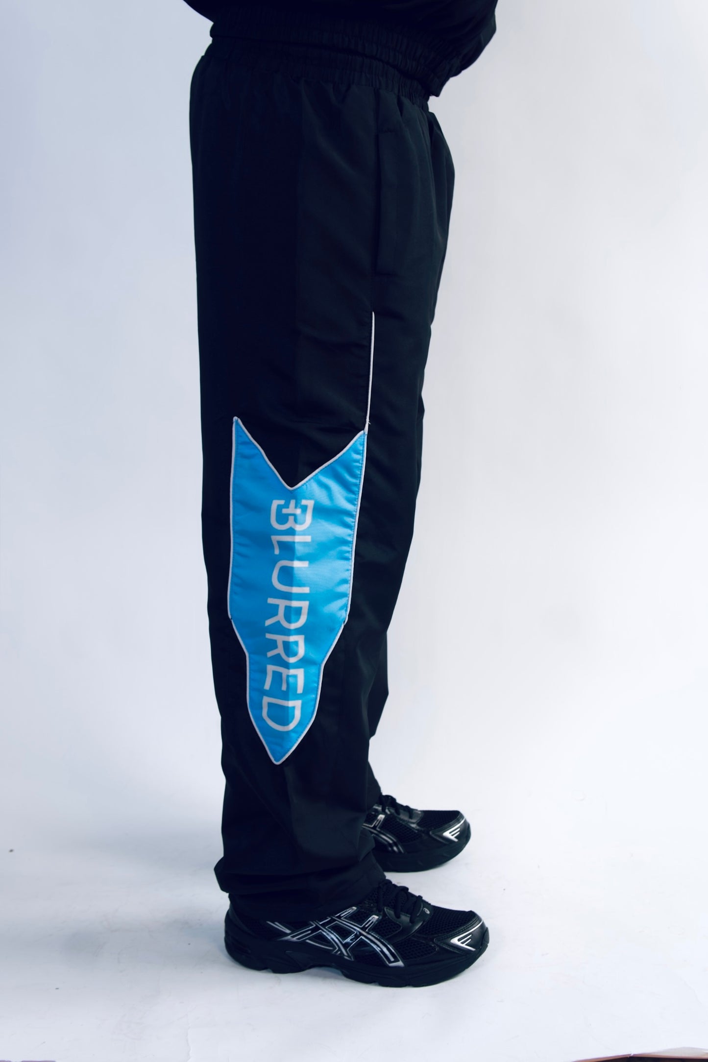 LIGHT BLUE/BLACK WINDBREAKER PANTS