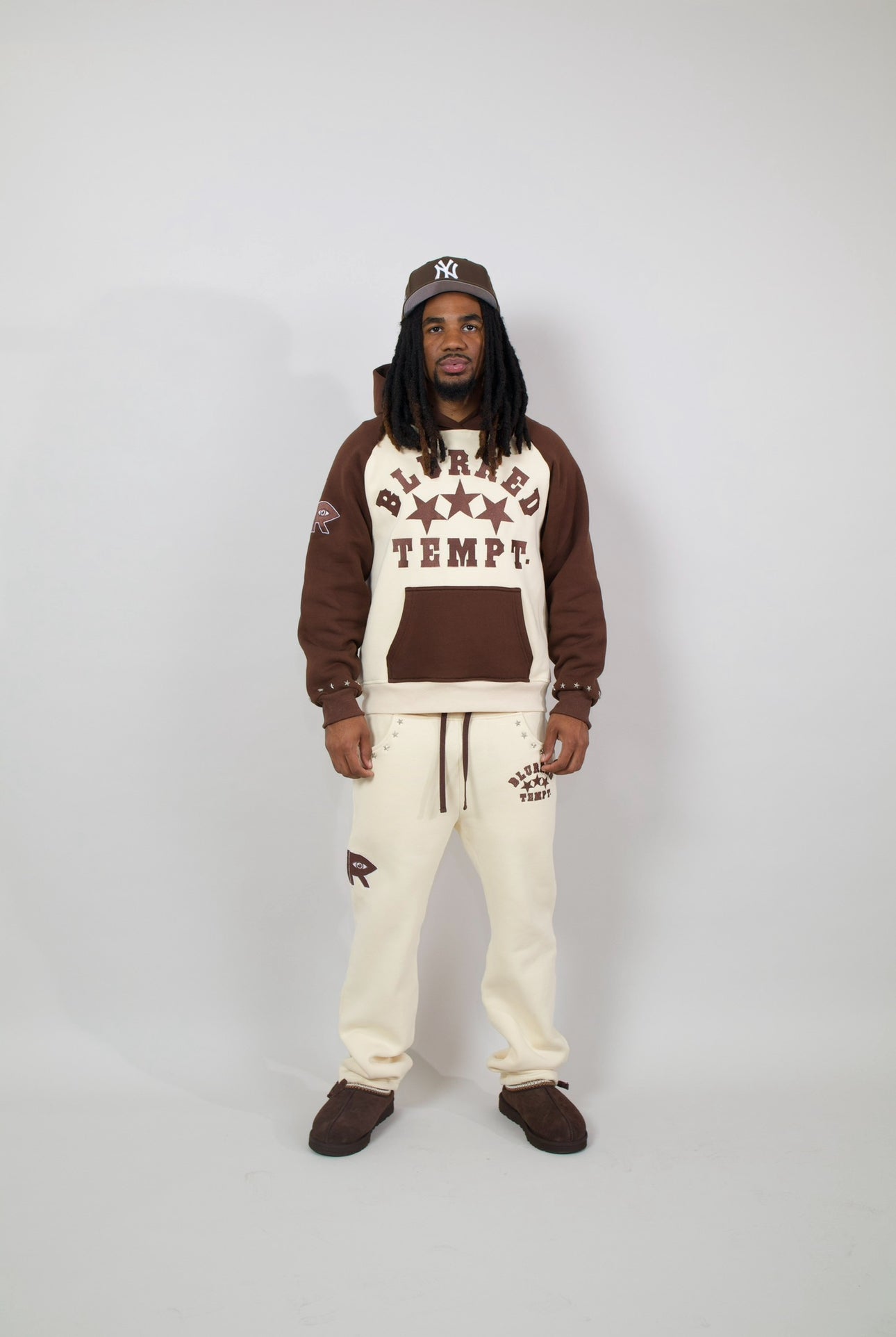 BROWN AND CREAM CHROMESTAR SET